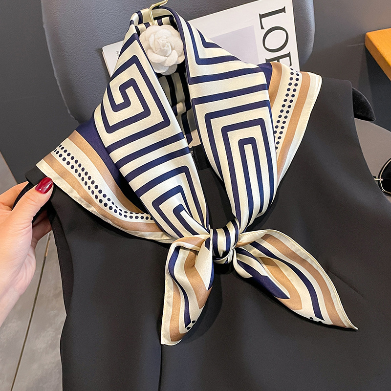 Luxus Marke Halstuch Frühling  – Ascot Neck Scarf Bewertung und Preis