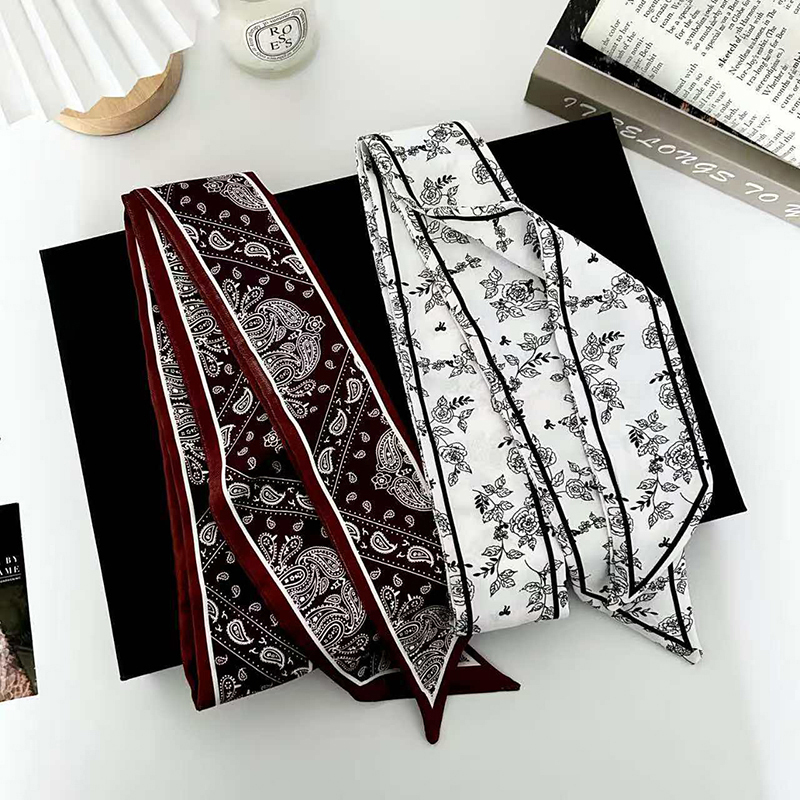 Luxuriöser Damen-Seidenschal,  – Ascot Neck Scarf Bewertung und Preis