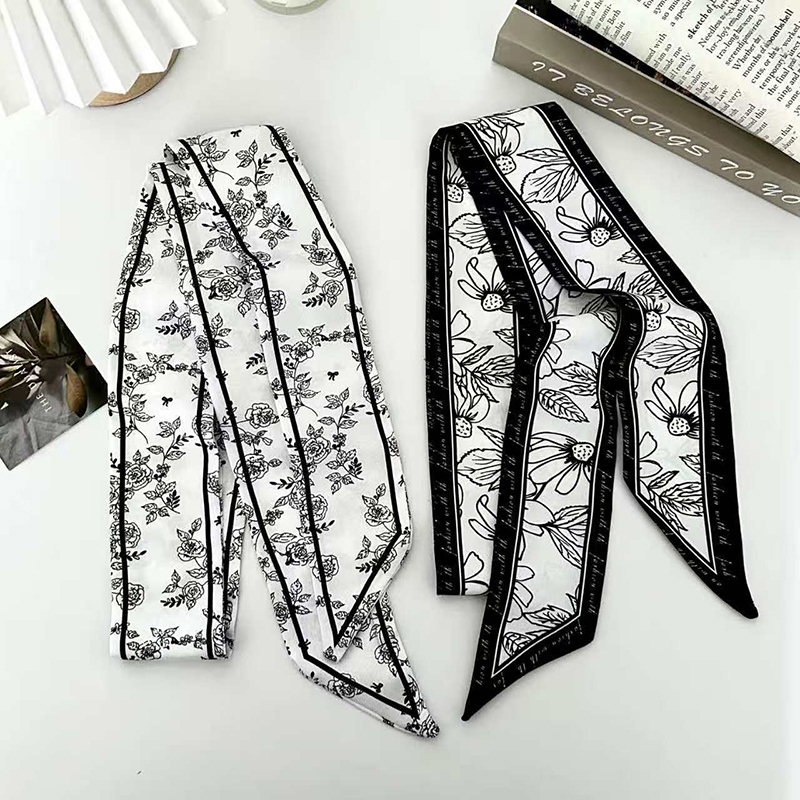 Luxuriöser Damen-Seidenschal,  – Ascot Neck Scarf Bewertung und Preis