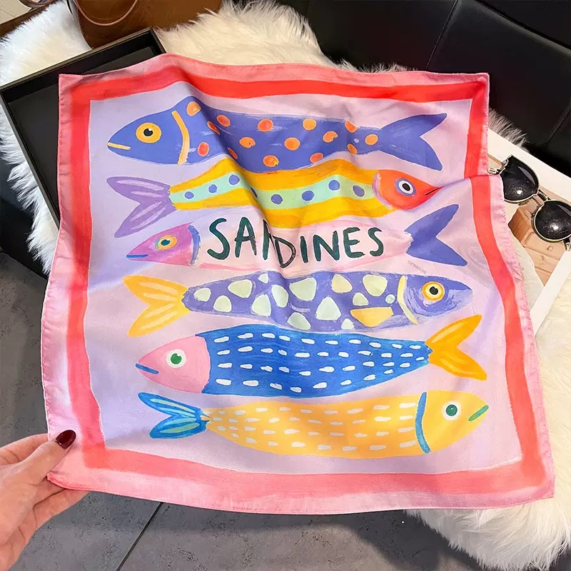 Modische Fischmuster Quadratis – Ascot Neck Scarf Bewertung und Preis