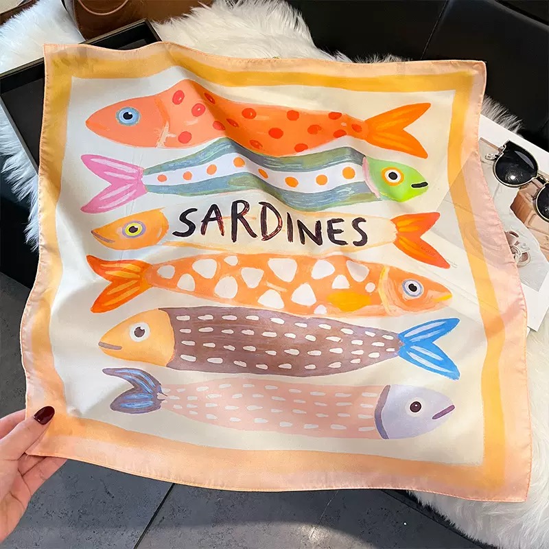 Modische Fischmuster Quadratis – Ascot Neck Scarf Bewertung und Preis