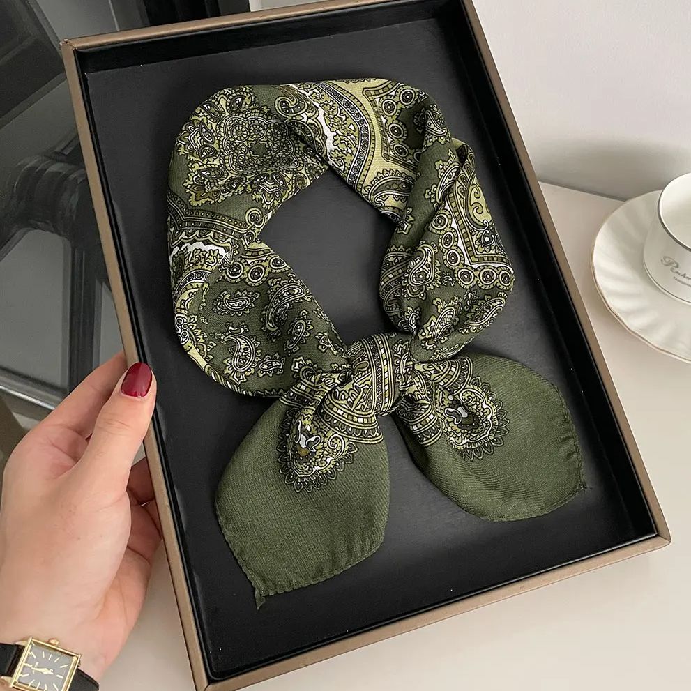 Neue Mode 70X70cm frauen Schal – Bandana Cotton Bewertung und Preis